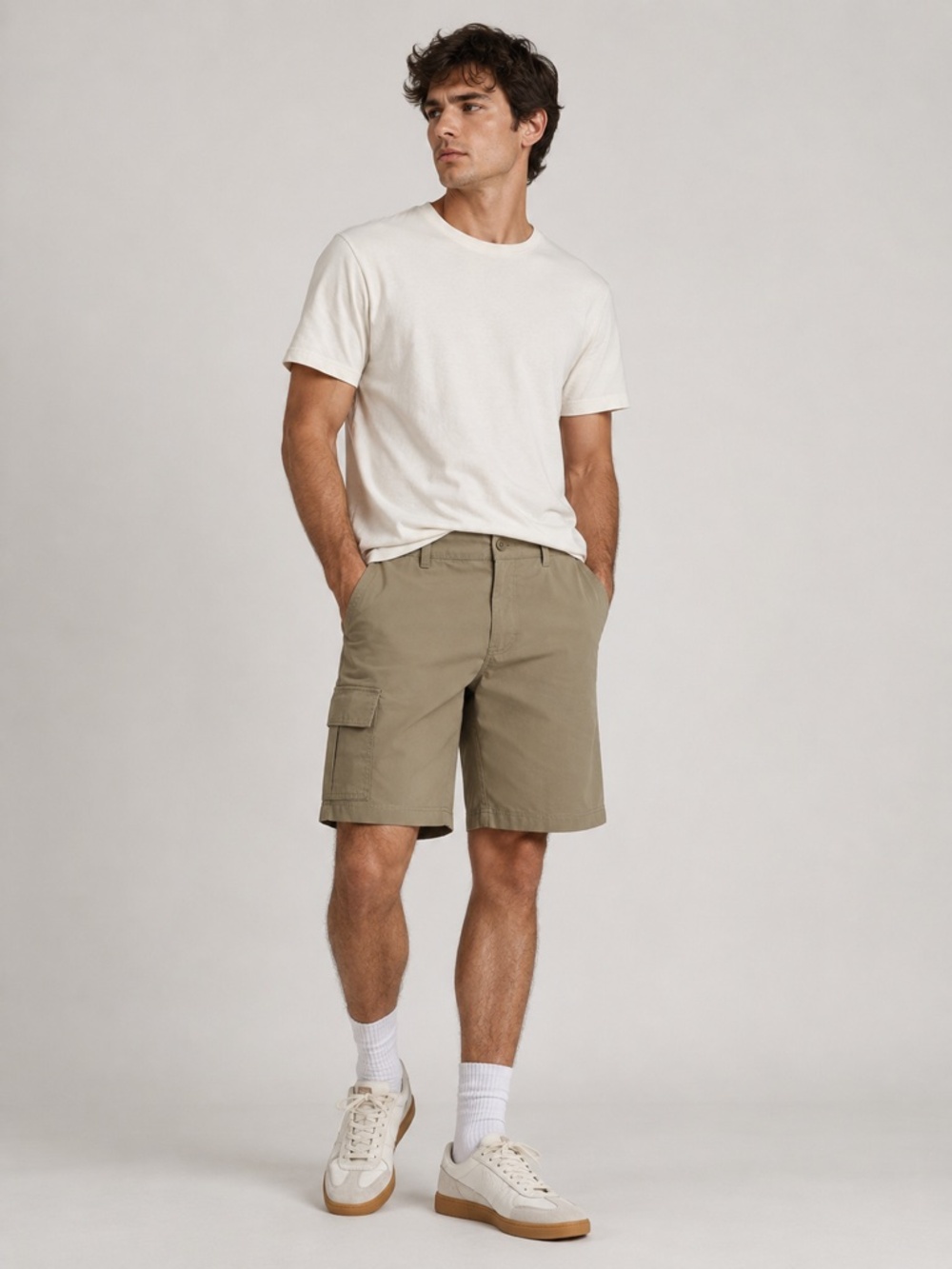 NWT Columbia Men's Cargo Pocket Shorts Regular Fit - size 30 / 11" Inseam